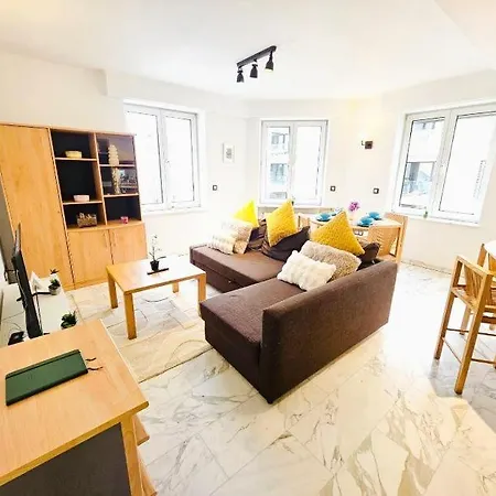 Appartement Smart Retreat Next To Station *
