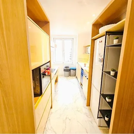 Smart Retreat Next To Station * Lussemburgo